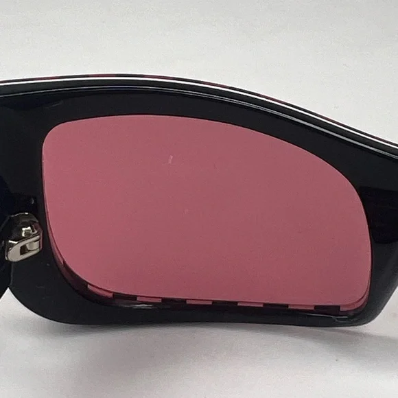 VERSACE Black/Pink Stripe Sunglasses MOD GV3 | PRELOVED!!💓🖤🕶️☀️ - Picture 8 of 14